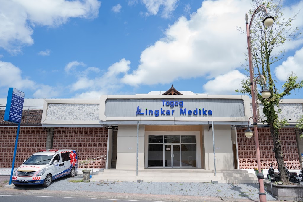 Dr. Lingkar Medika Gianyar L Medical Center Doctor On Call Iv Drip Infusion Wound Treatment Vaccination