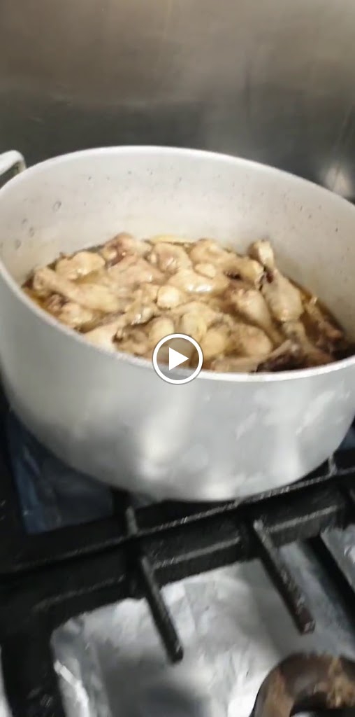 Cerveceria-Restaurante imperial — Videos