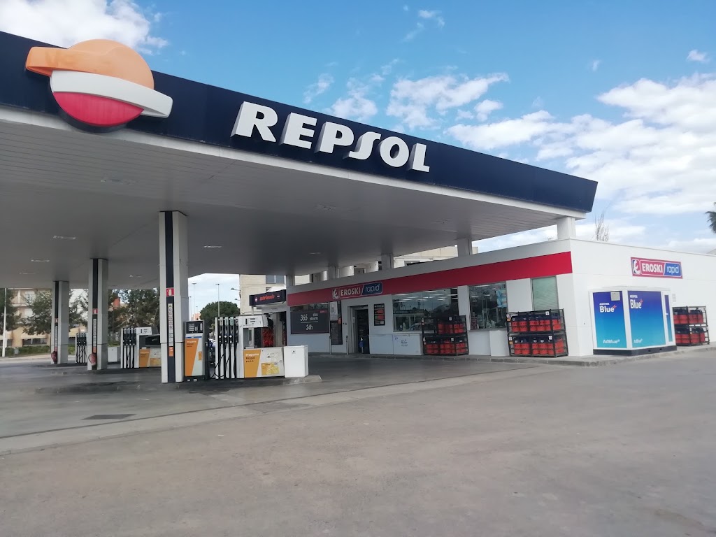 Estacion de Servicio Repsol — Exterior