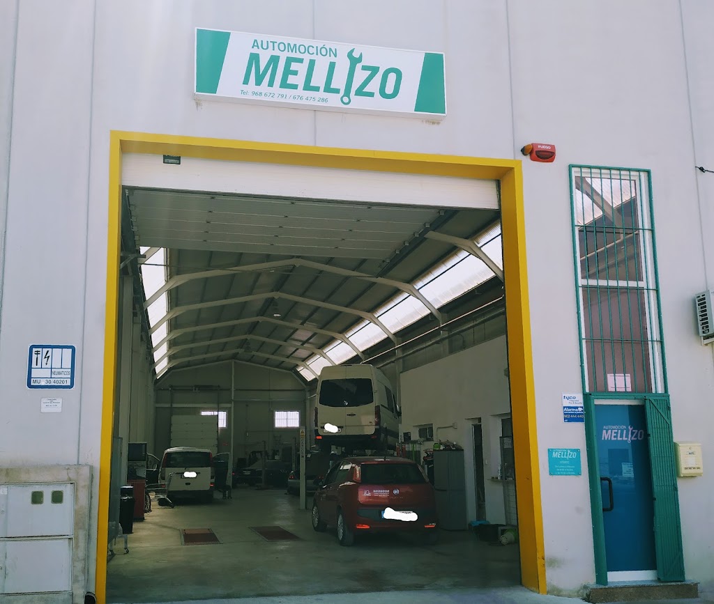 Automocion Mellizo — Exterior