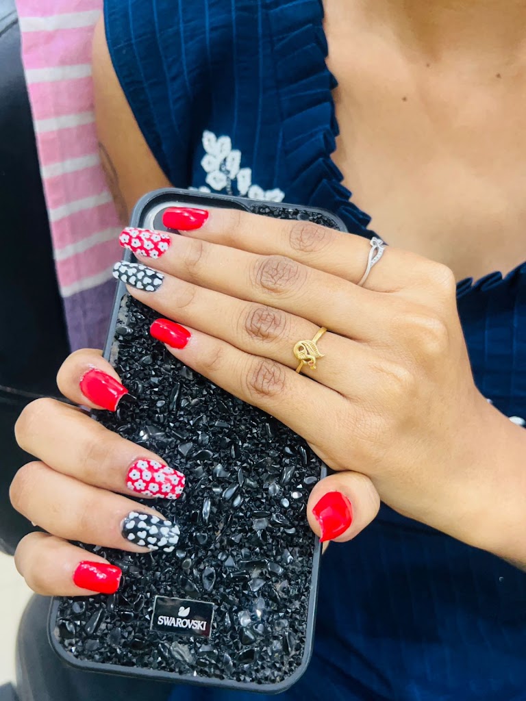 Ammu Beauty Salon And Nail Art Studio