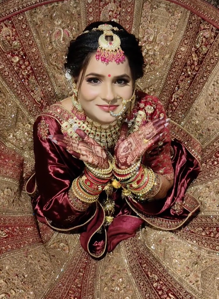 Saroj Pink Rose Salon