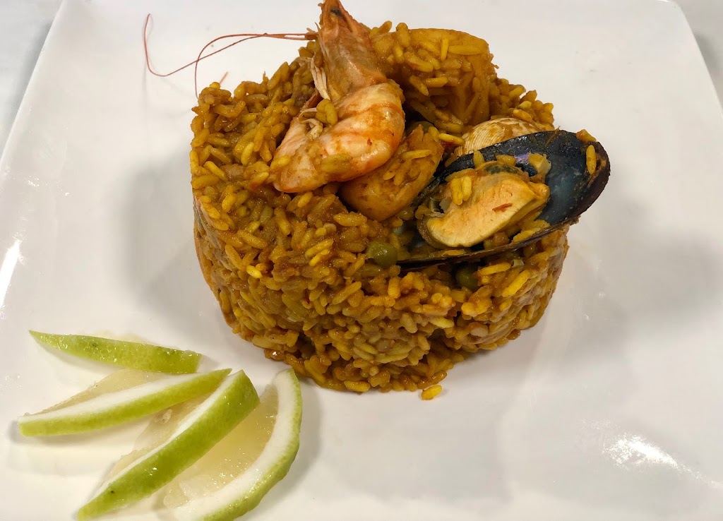 Las Salinas — Comida y bebida