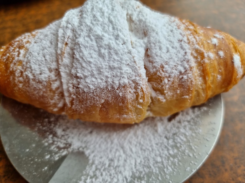 La Deliciosa — Comida y bebida