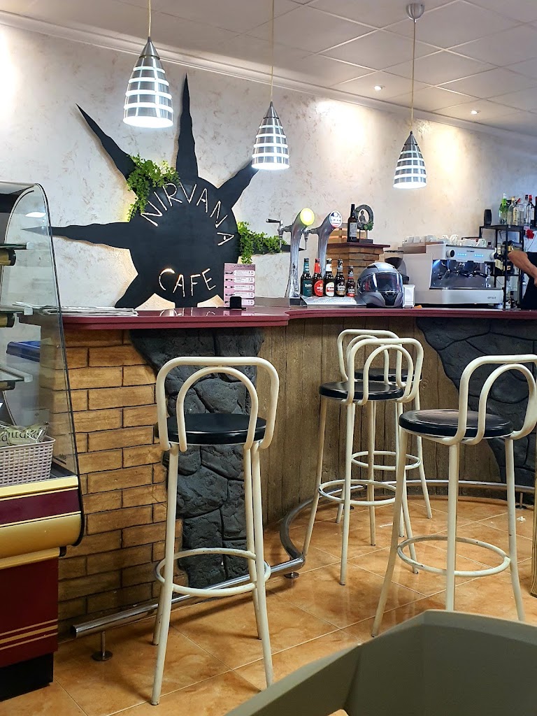Gastro-Iberico Nirvana — Ambiente