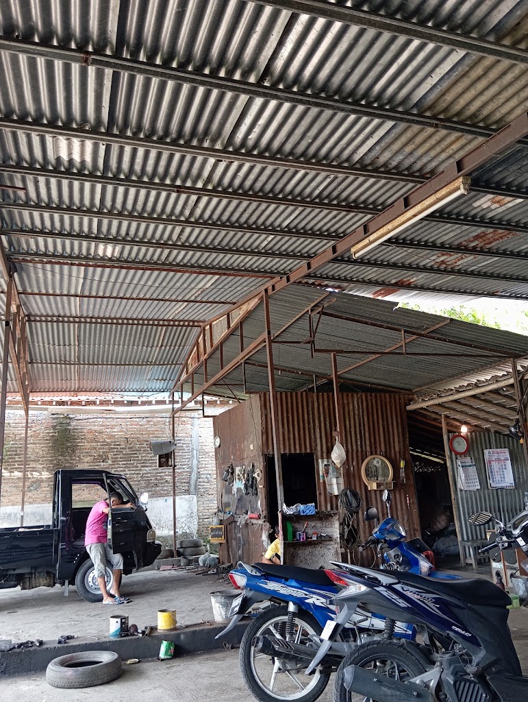 Bengkel Pintu Mobil Trucuk km.2