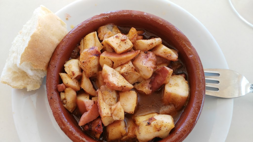 Cafe - Bar Los Cactus — Comida y bebida