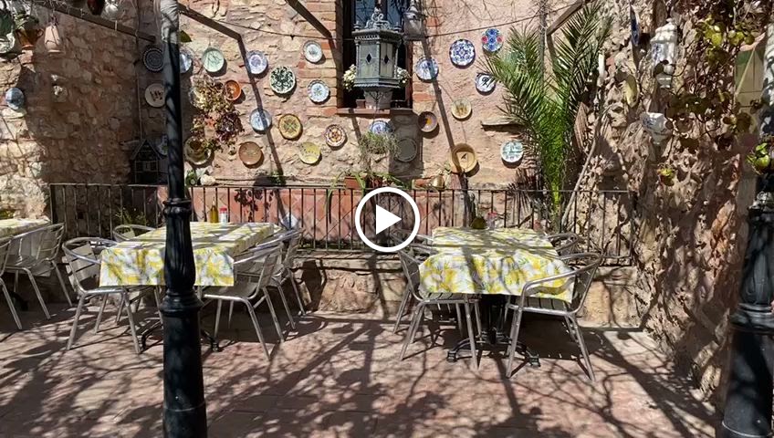 Masia restaurant Cal Petasques — Videos