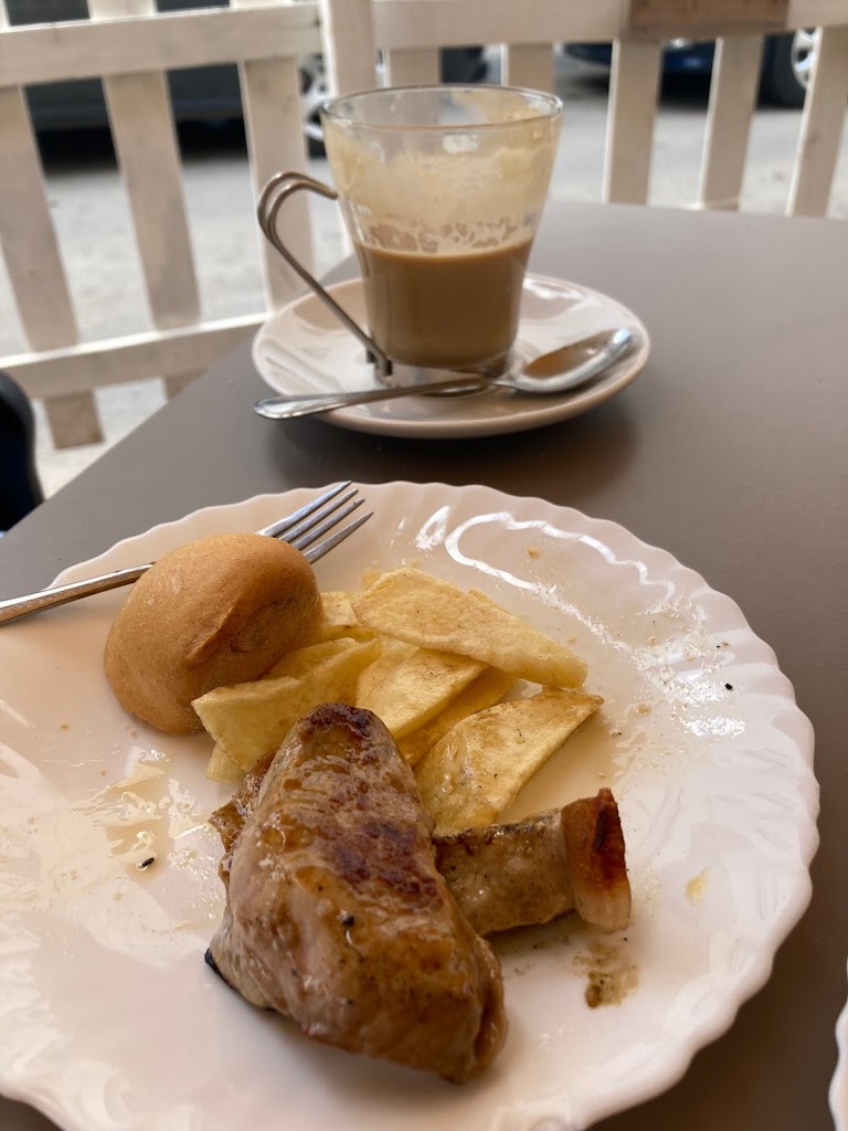 Cafe bar D.abajo bar