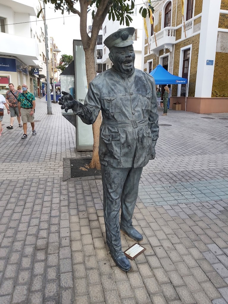 Estatua de Heraclio Niz Mesa