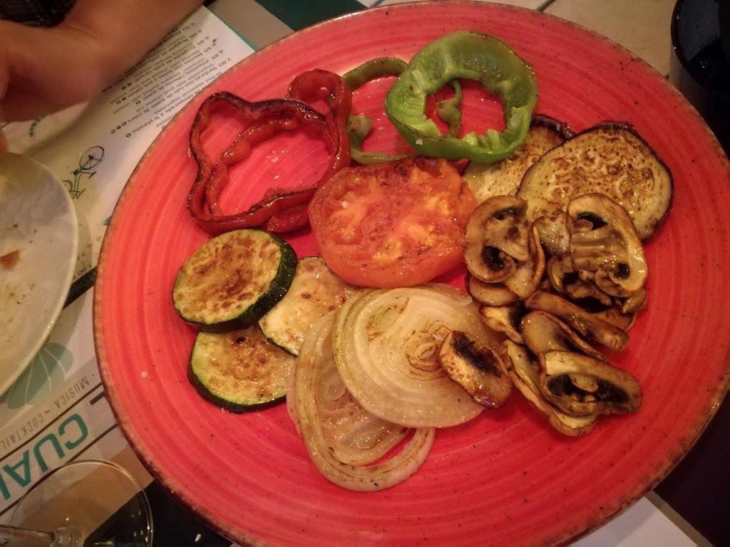Bar Tal Cual — Comida y bebida