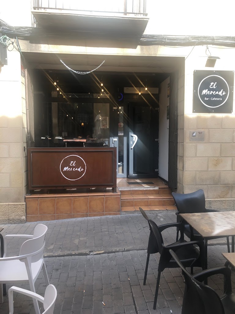 El Mercado Bar y Cocina
