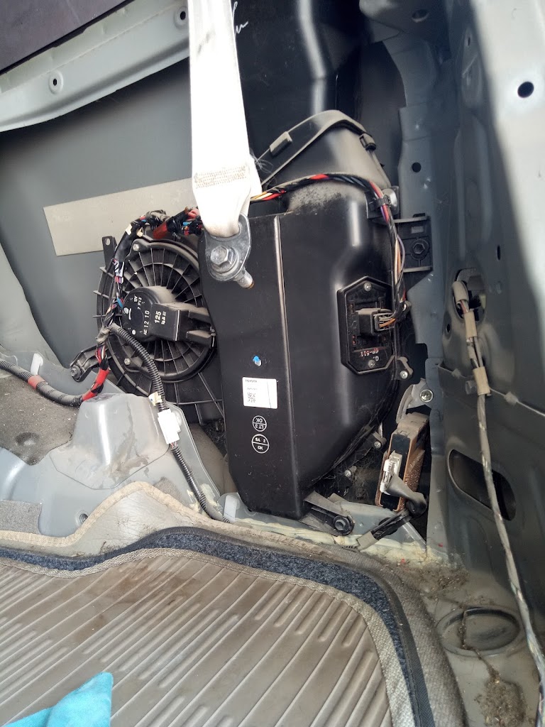 Bengkel AC Mobil Surabaya Bayu Abadi