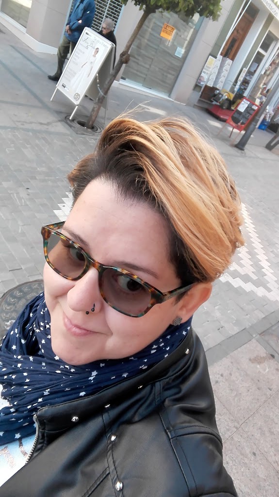 Revolution Look Peluqueria Alcazar de San Juan — Peinado