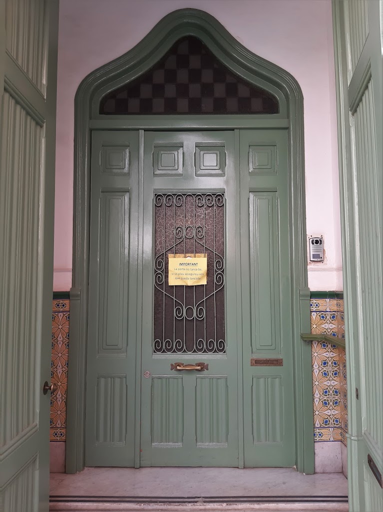 Casa Josep Manau (Casa Plans)