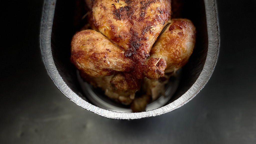 Pollos Asados Koki — Comida y bebida