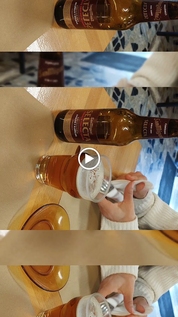 La Manigua bar — Videos