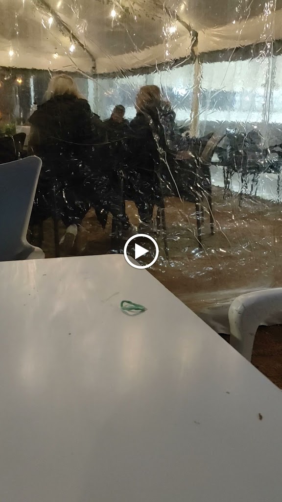 BAR L'AMISTAT — Videos
