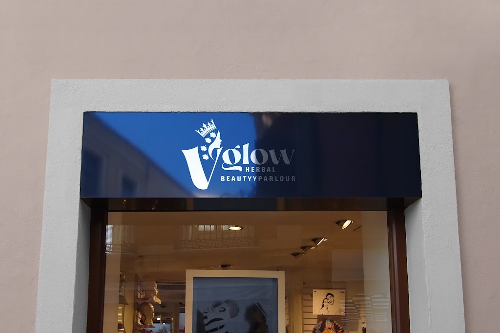 V Glow Herbal Beauty Parlor