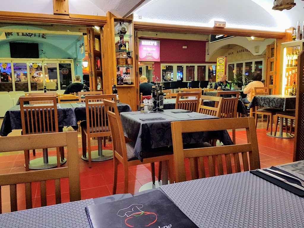 Restaurante Ambrogio e Tiziana Il Pomodoro — Ambiente