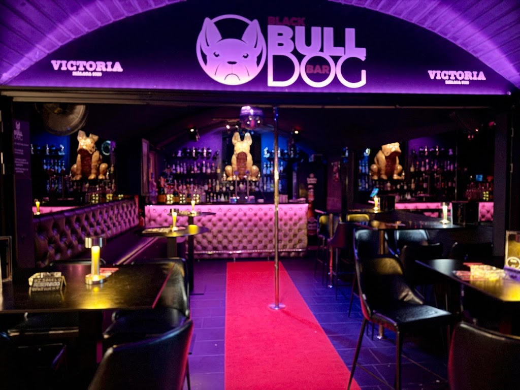 Black Bulldog Bar
