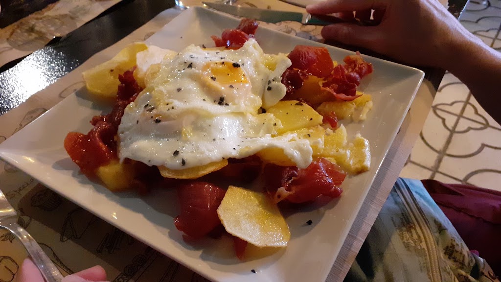 Buyo's beach — Huevos estrellados