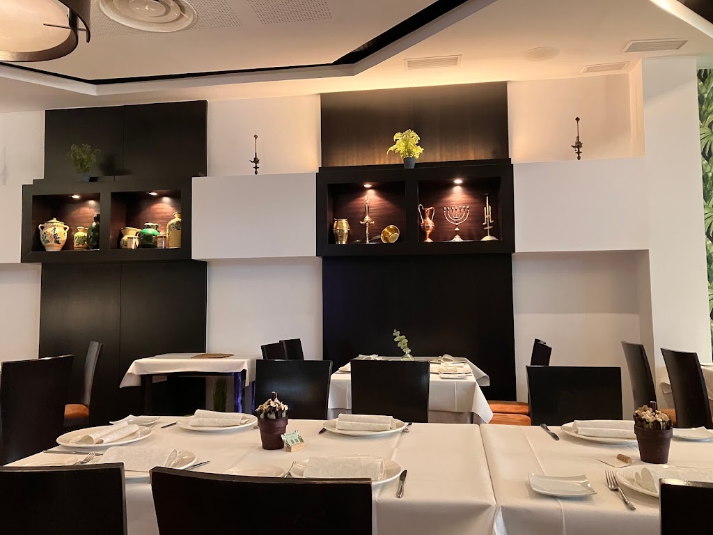 TRESCULTURAS Restaurante — Ambiente