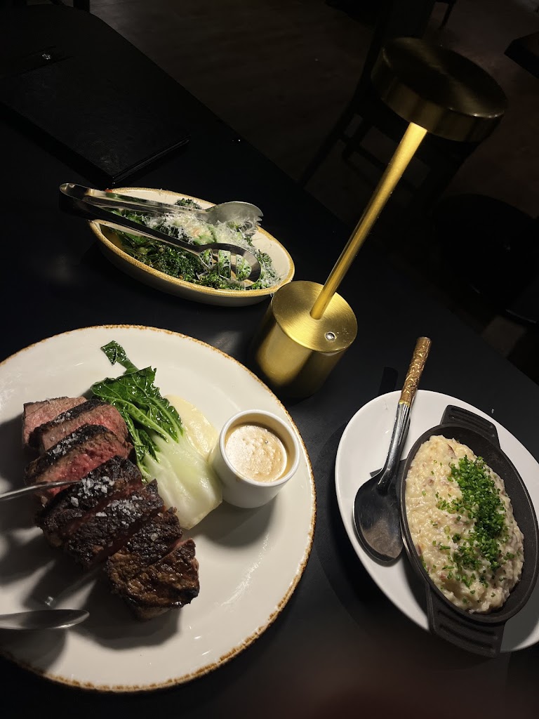 Derrick's Steakhouse in Kelowna