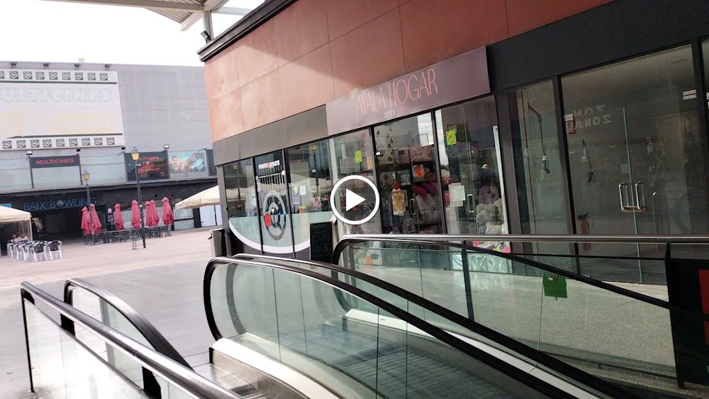 Centro Comercial La Vailet — Videos