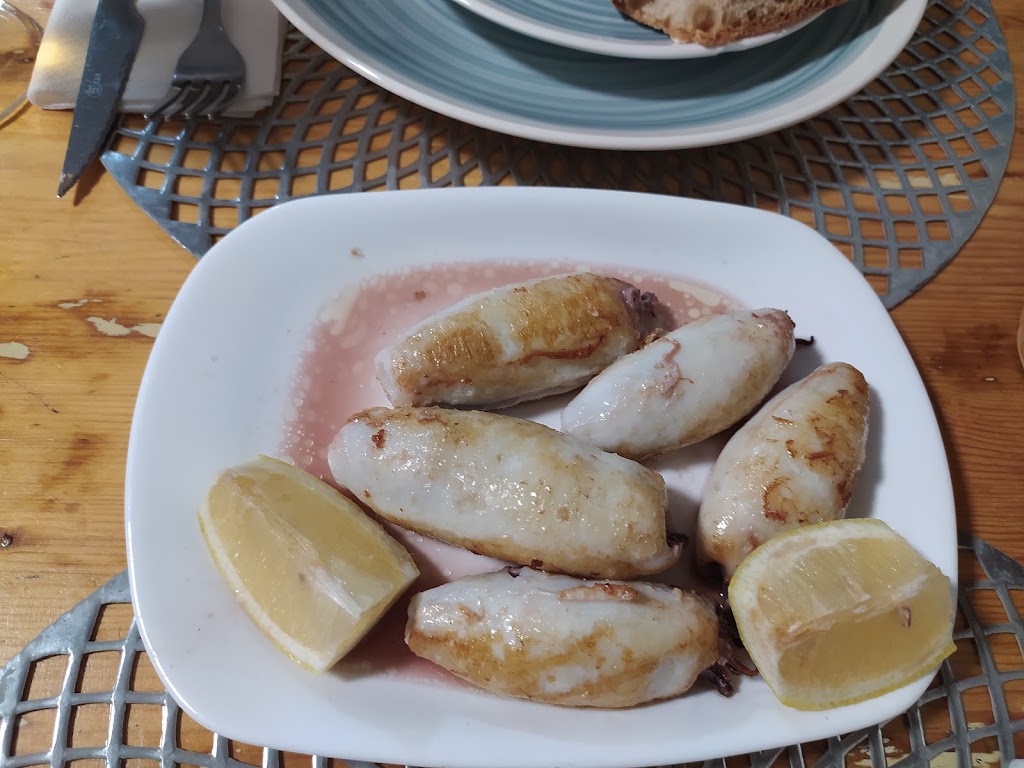 El Bodegon do Bo Vino — Comida y bebida