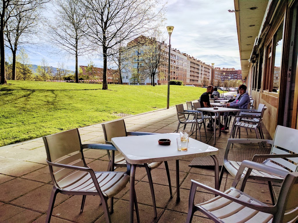 Pagoa neo taberna — Ambiente