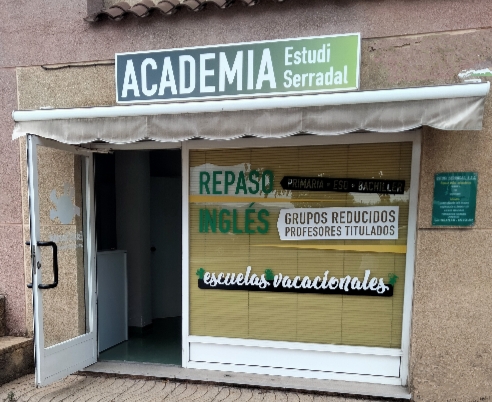 Estudi Serradal - Escuela de Verano — Del propietario