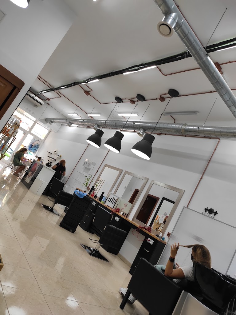 Rina Peluqueras — Interior