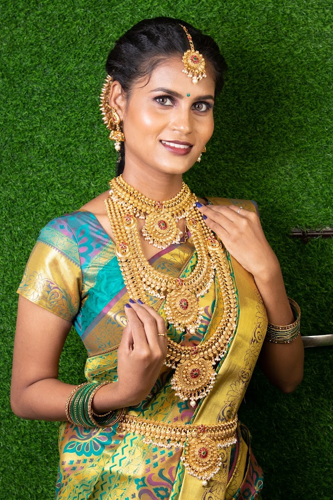 Dv S Makeup Mailanji