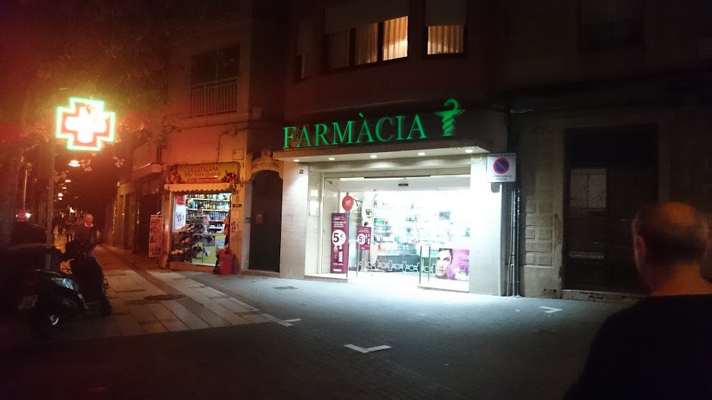 Farmacia Emilio Riera Serrat (davant Club Nautic d'El Masnou)