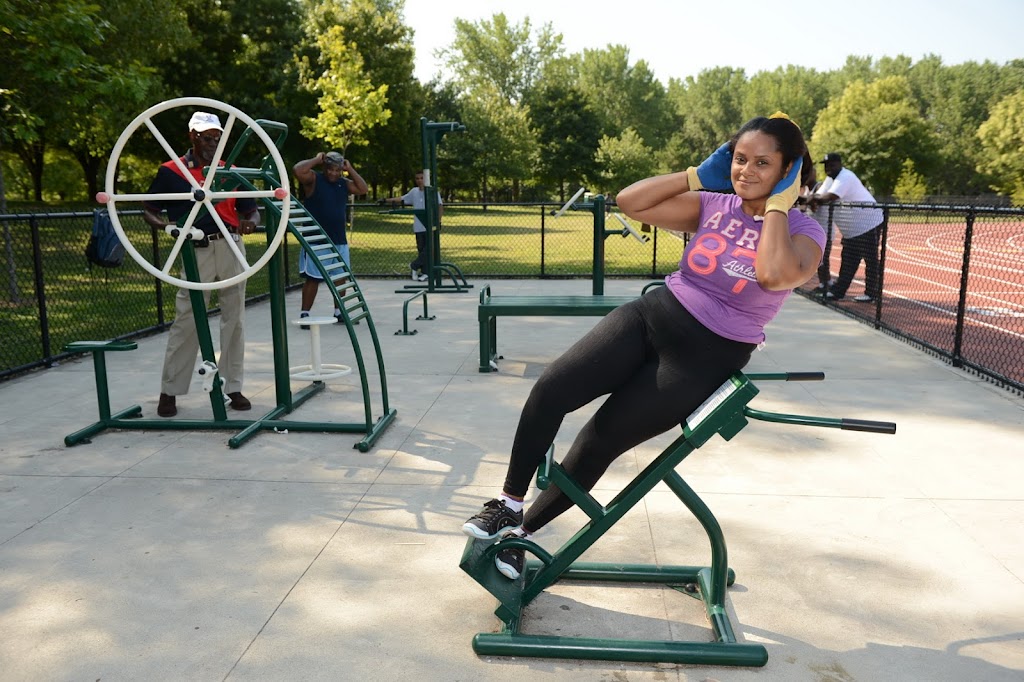  Outdoor Fitness Equipment
