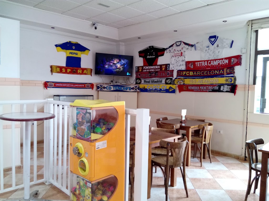 Rincon Manolo Cafeteria — Ambiente