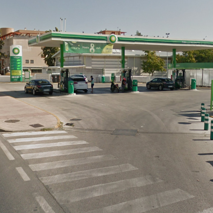 bp La Victoria: Estacion de servicio — Estacion de servicio