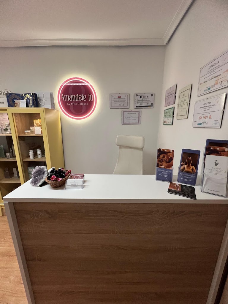 Centro de Estetica y terapias holisticas Amandote tu: Bienestar y Cuidado Personal
