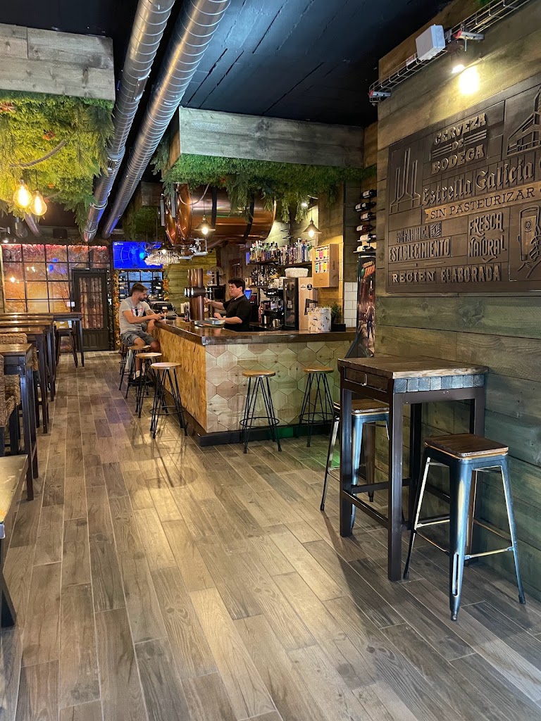 El Albeergue — Ambiente