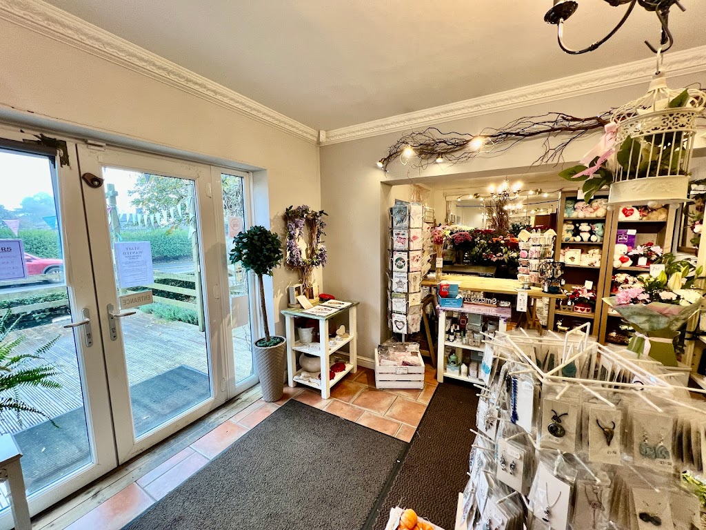 Julia's Florist