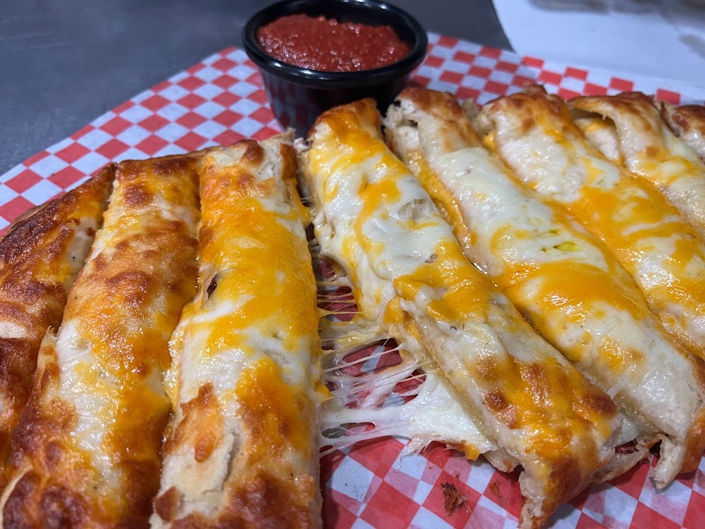  Carbone's Pizzeria Downtown Hudson