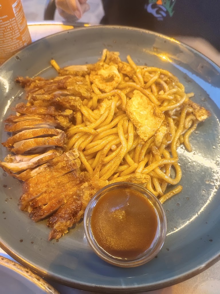 Yaki sushi blanes — Comida y bebida