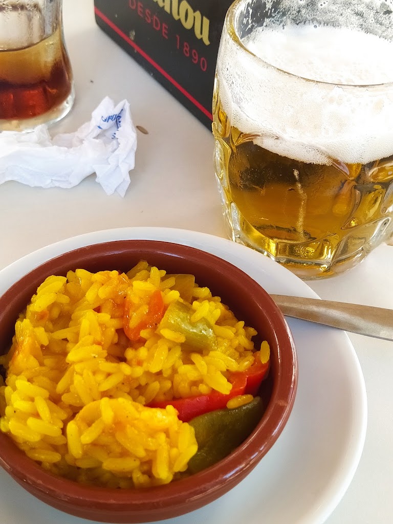 Cafeteria Taperia el Mirador — Paella