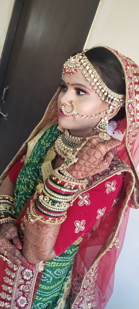 Baisa Beauty Care2001