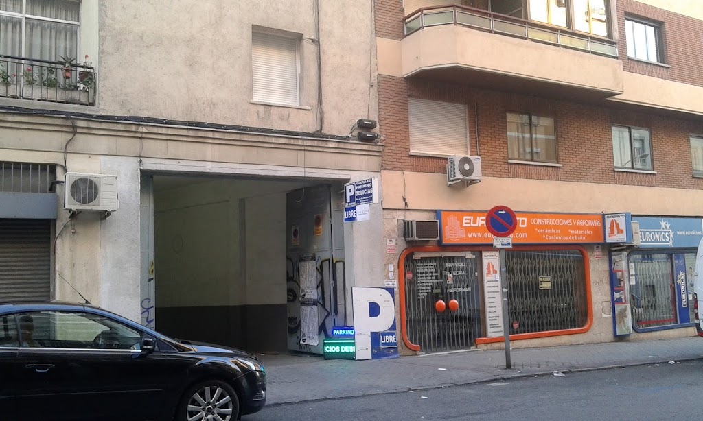 parking economico madrid atocha coches furgonetas y caravanas