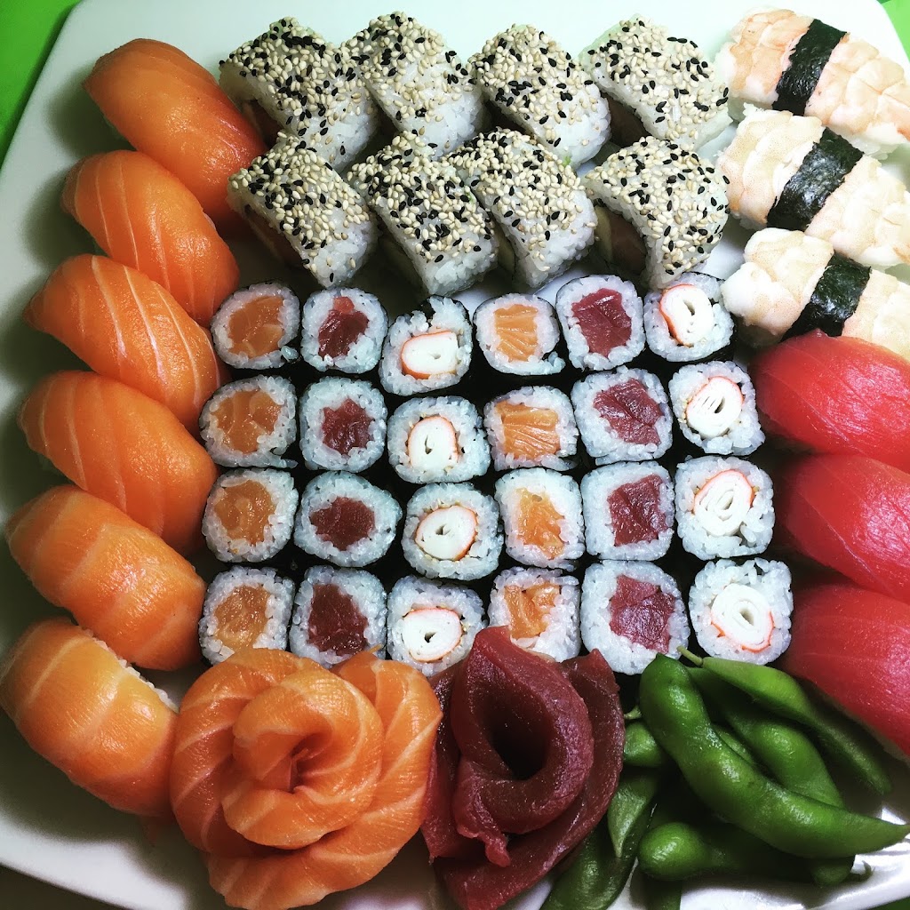 Sushi Aki — Comida y bebida
