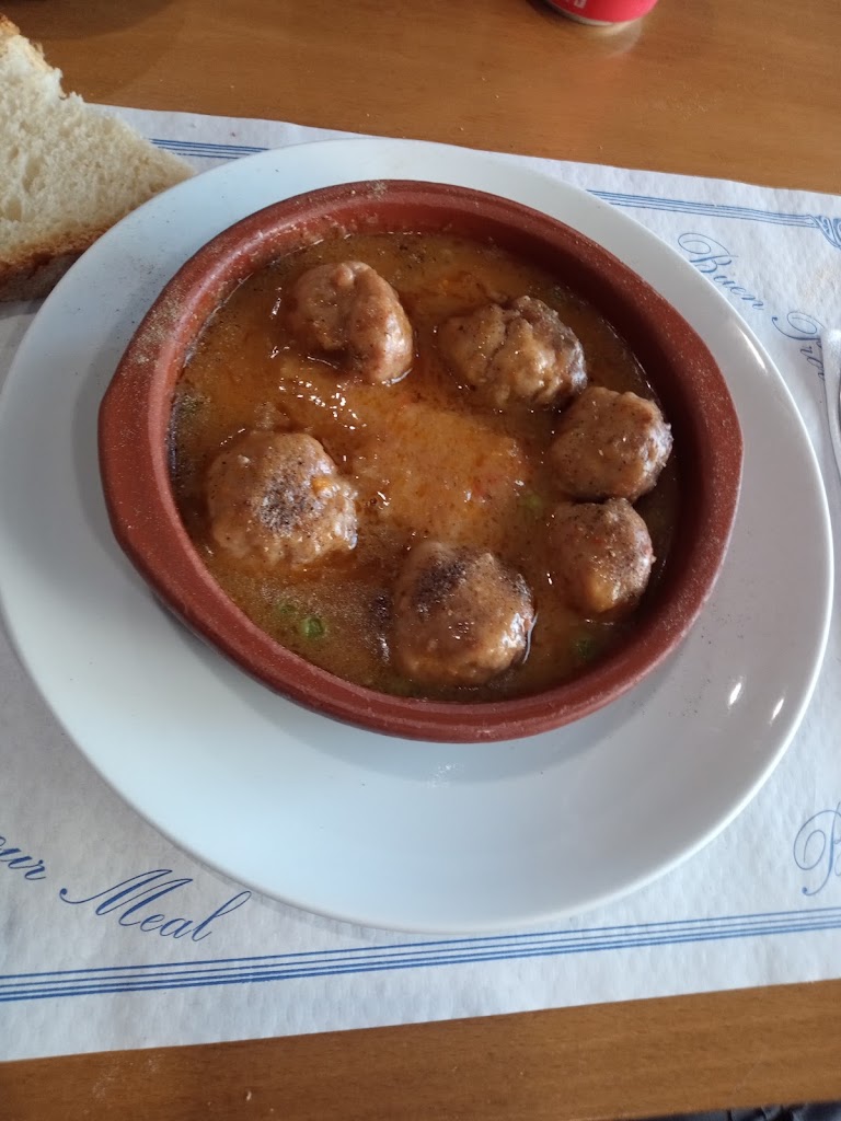 Bar Bufador — Comida y bebida