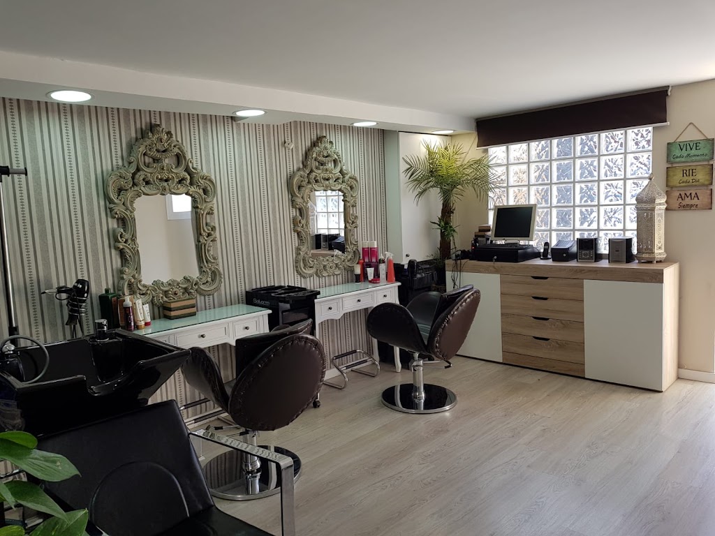 Peluqueria en La Zubia | Jesus Cordero hair studio unisex — Interior