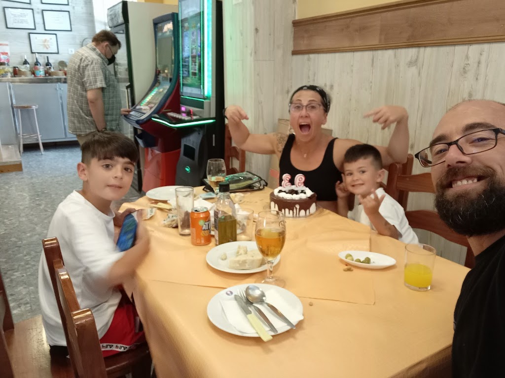 Bar-Cafe Casa Paco Cortes